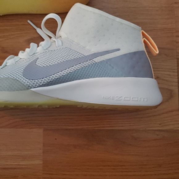 Nike Shoes - NIKE ZOOM TRAINING TENNIS SHOES SIZE 6.5